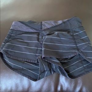 no stains, only worn once!! didn’t fit :)